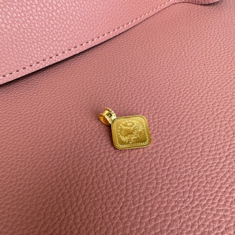   Square Quarter Lira Heart