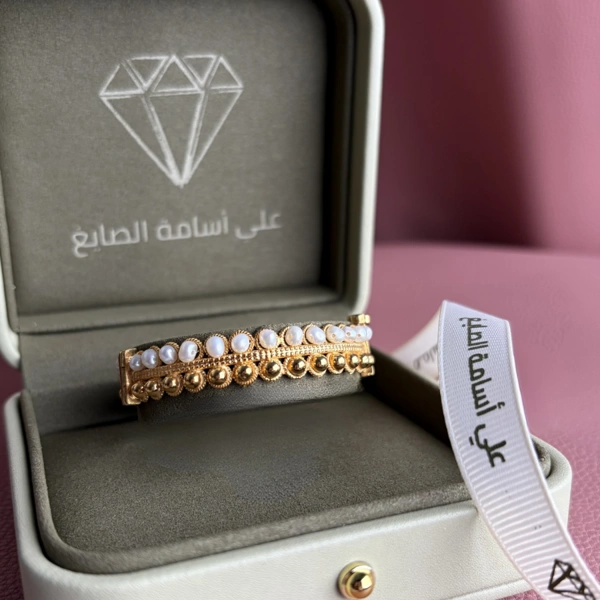   Girls’ Pearl Bracelets