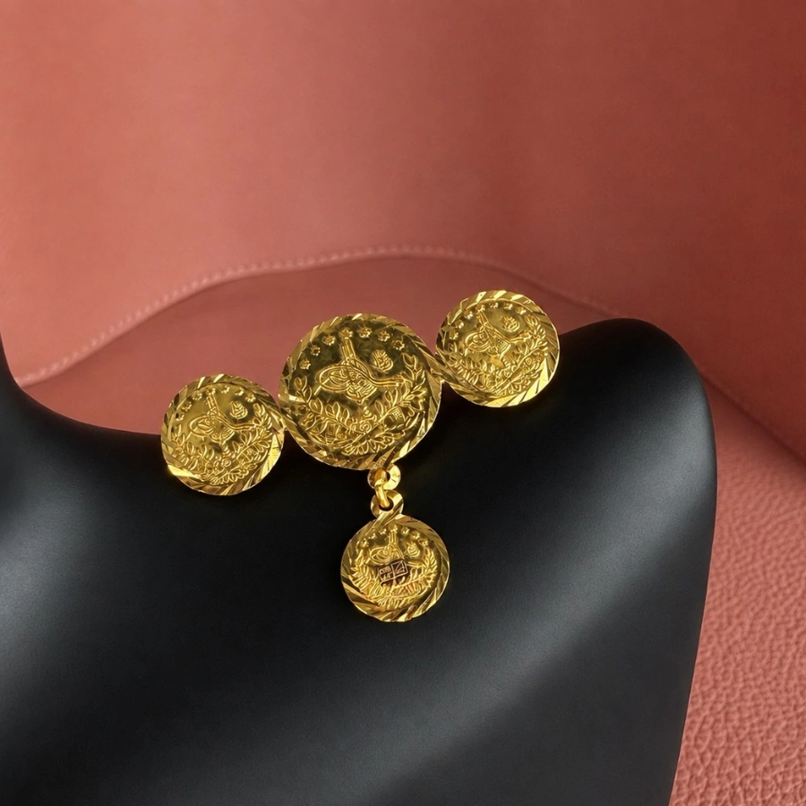Lirat Brooch
